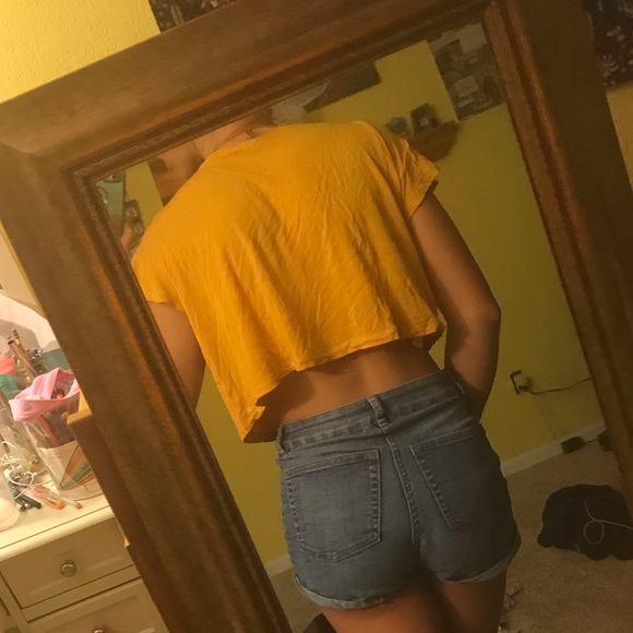 Mustard yellow crop - Picture 5 of 6